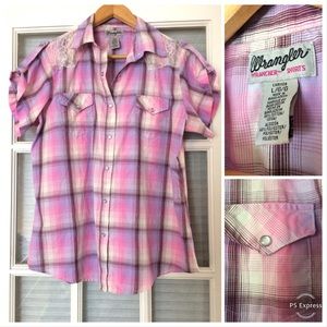 Wrangler Dress Shirt Sz. L 🌸